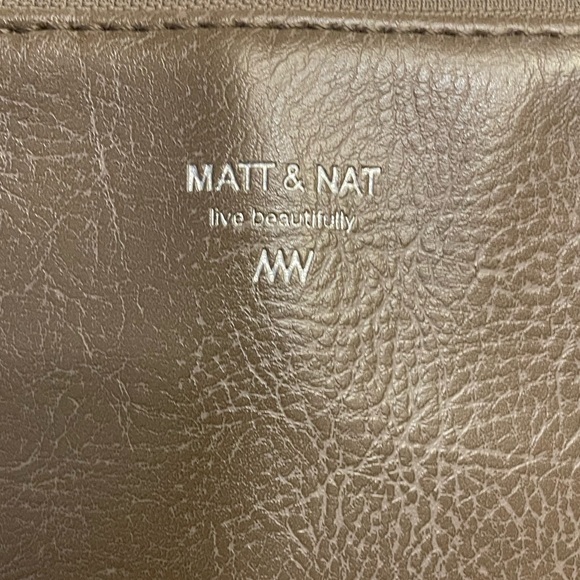 Matt & Nat 3 Section Purse! - Picture 3 of 11